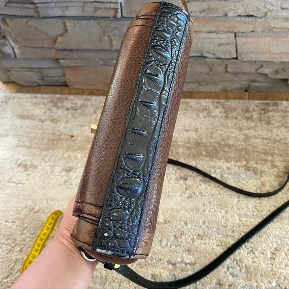 Brahmin Manhattan Croc Embossed Leather Crossbody Purse Handbag Small Brown - Picture 6 of 16